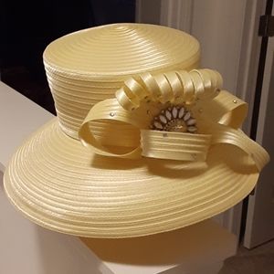 Beautiful Buttercup Yellow Church Hat